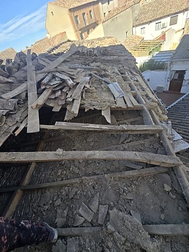 Trabajo de Tejados y Reformas Hnos. Ruiz en Palencia